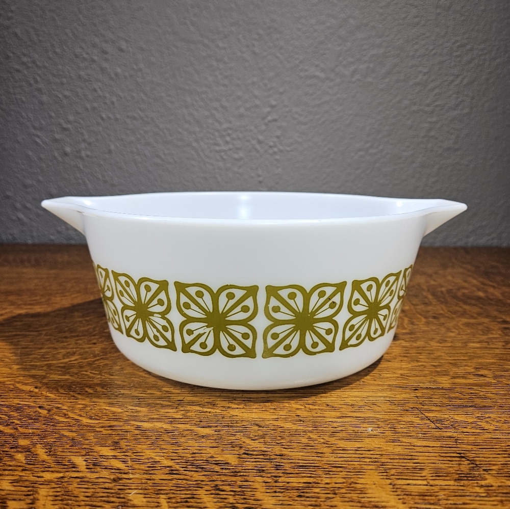 PYREX Autumn Floral Verde Casserole Dish 475-B 2.5 Qt